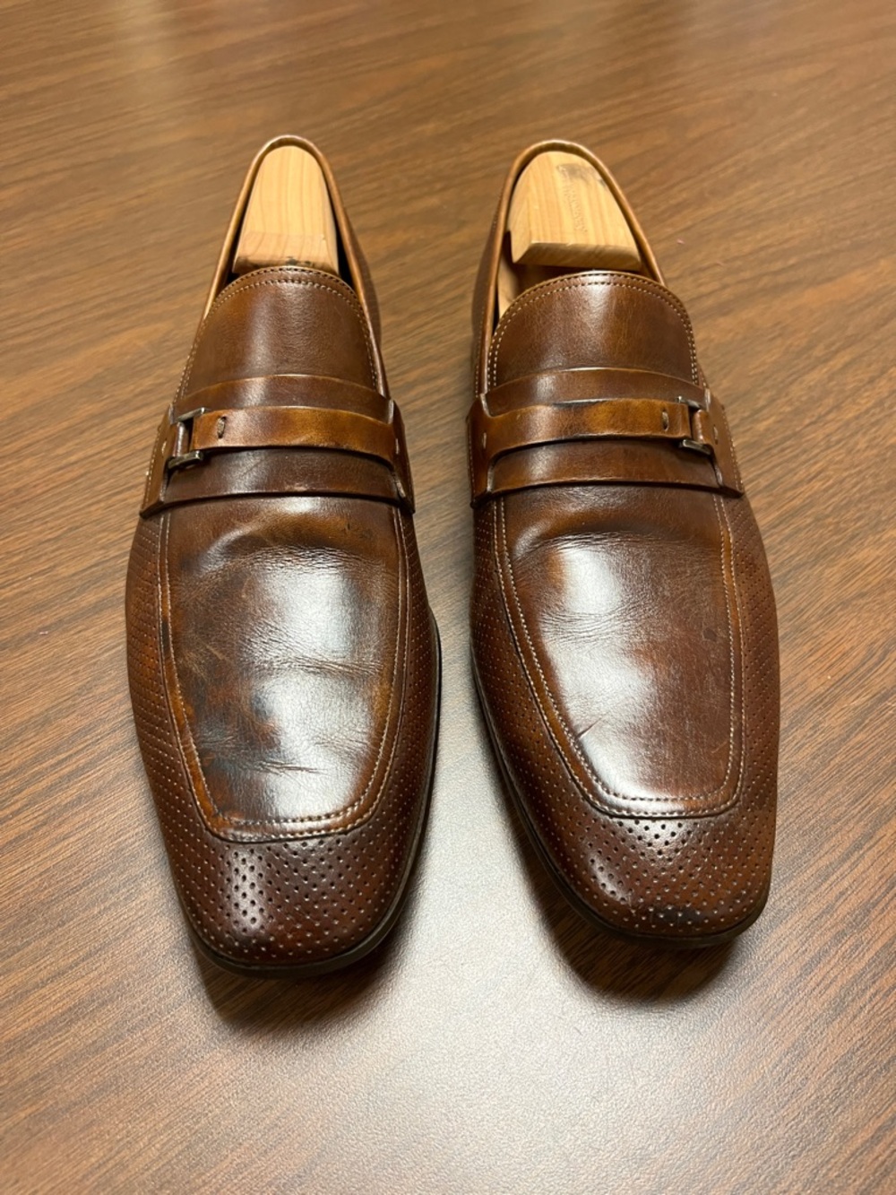 Magnanni Neiman Marcus Perforated Leather Buckle Hardware Loafers, size 12‎